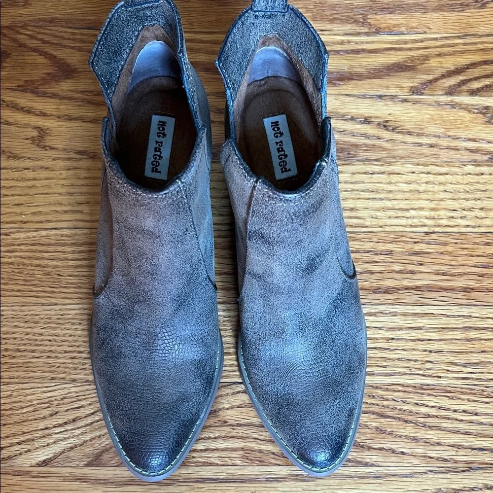 Not Rated distressed metallic